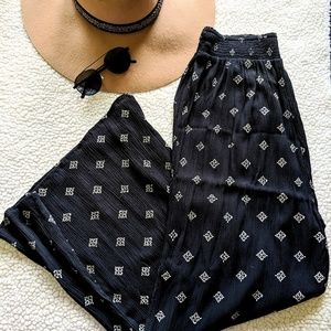Black palazzo/boho pants.